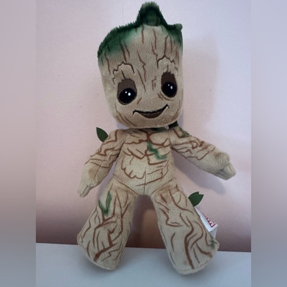 Disney Guardians of the Galaxy Cosmic Rewind Groot Scented Plush - Picture 2 of 4